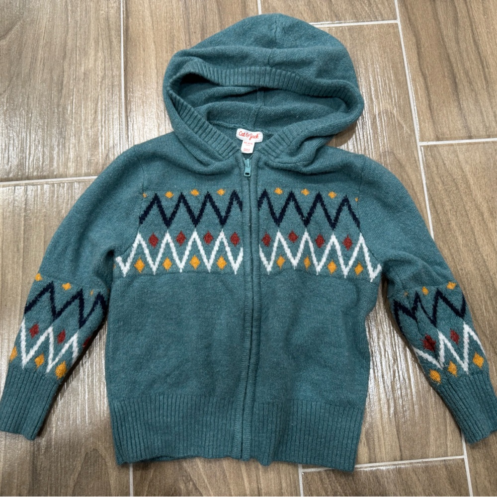 Cat & Jack size 4-5 Teal Hooded Sweater with Geometric Pattern